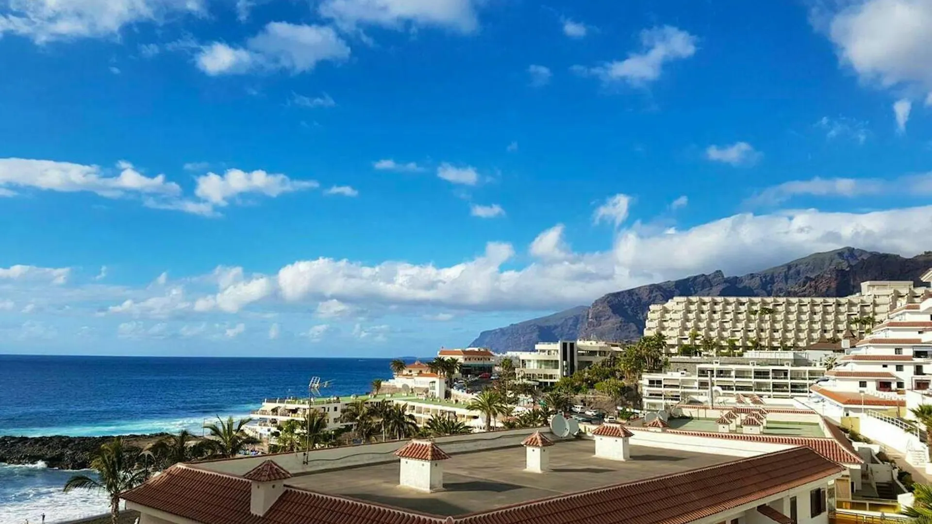 Charming Apartment In Playa De La Arena With Shared Pool 100 M² Puerto de Santiago  0*, Puerto de Santiago (Tenerife)
